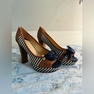 Gianni Bini Brown and Navy Striped Heels